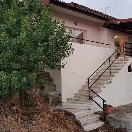Leo House * Kato Platres