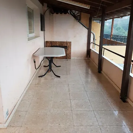 Leo House * Kato Platres