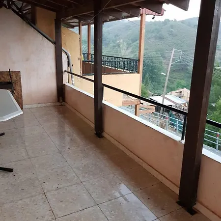 Leo House * Kato Platres